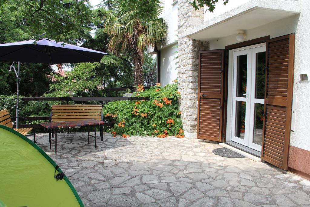 Holiday Home Luznar Klenovica Exterior photo